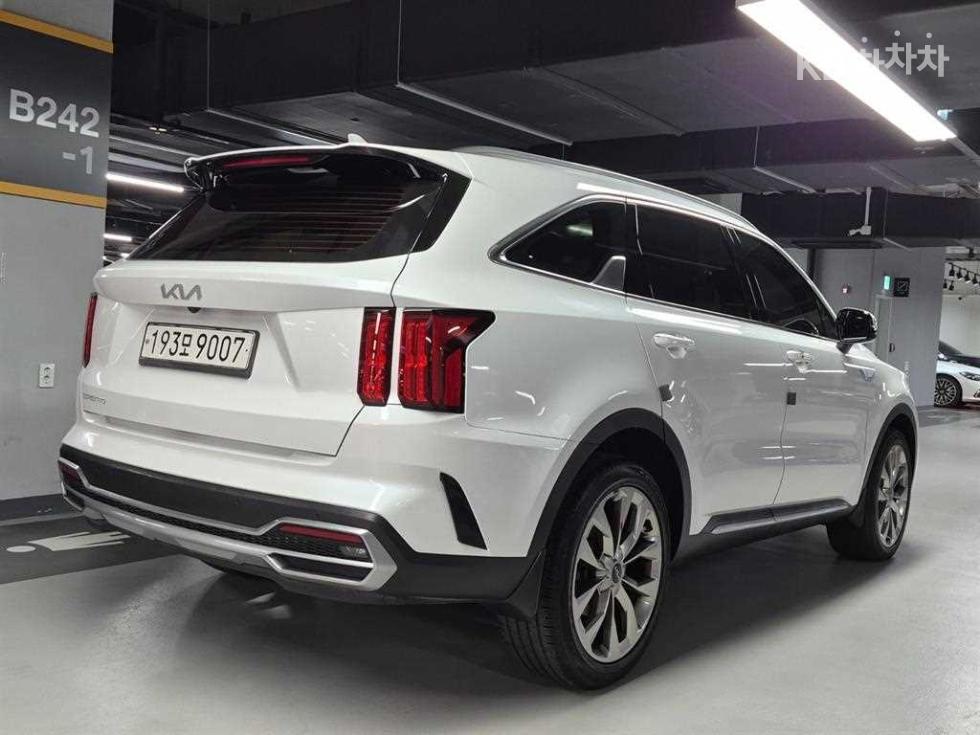 2023 - kia sorento