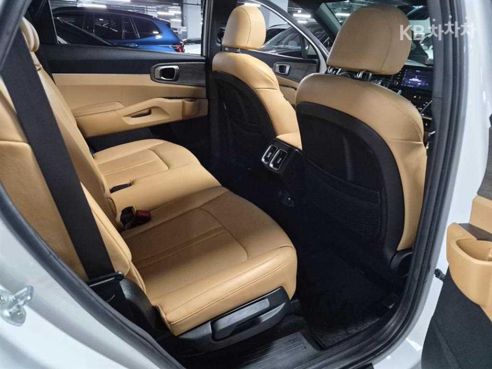 2023 - kia sorento