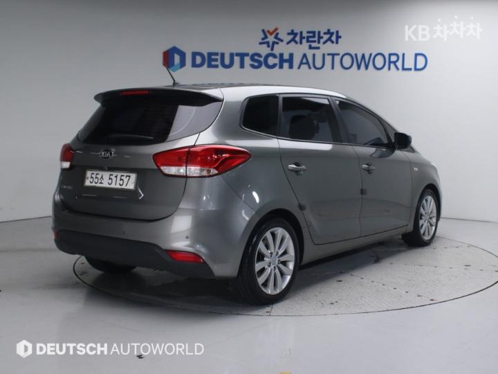 Kia Carens 1.7 VGT Prestige 3