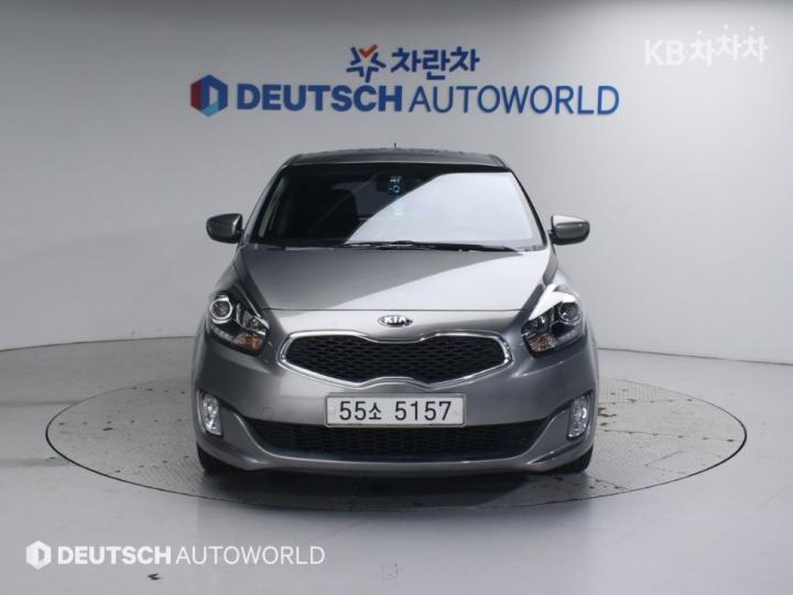 Kia Carens 1.7 VGT Prestige 4