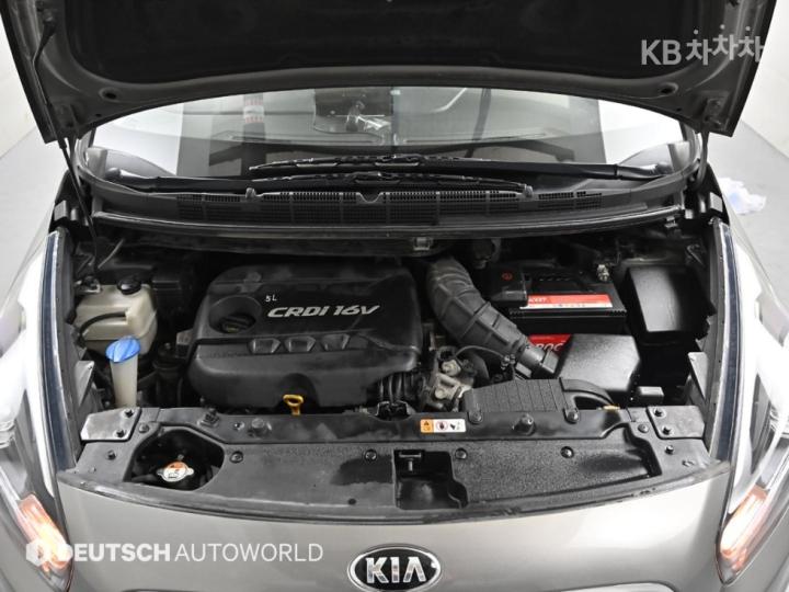 Kia Carens 1.7 VGT Prestige 7