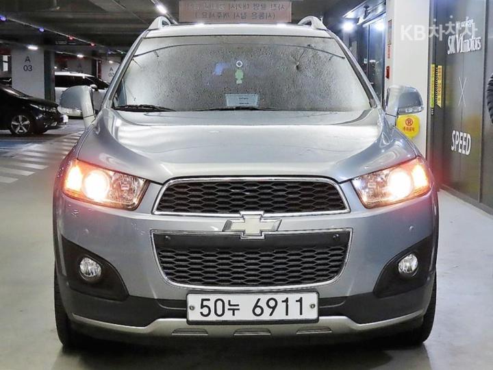 Chevrolet Captiva 2WD LT Premium 3