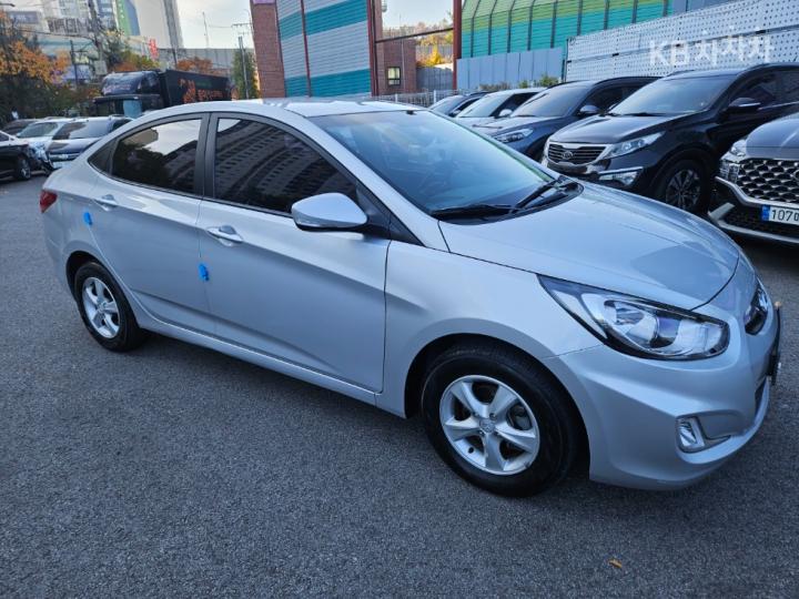 Hyundai Accent New 1.4 VVT Modern 3