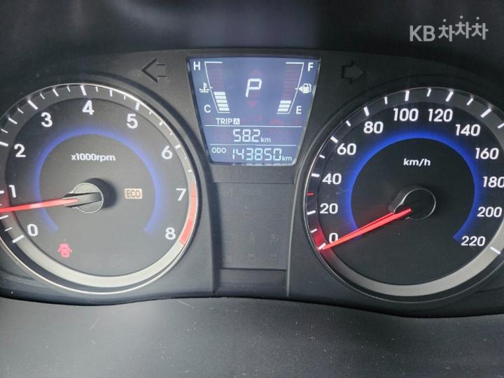 Hyundai Accent New 1.4 VVT Modern 9