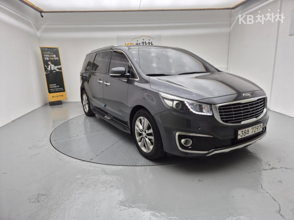 2018 - kia carnival