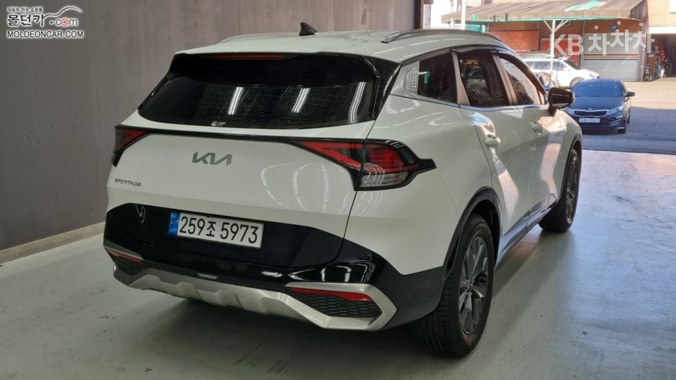 2024 - kia sportage