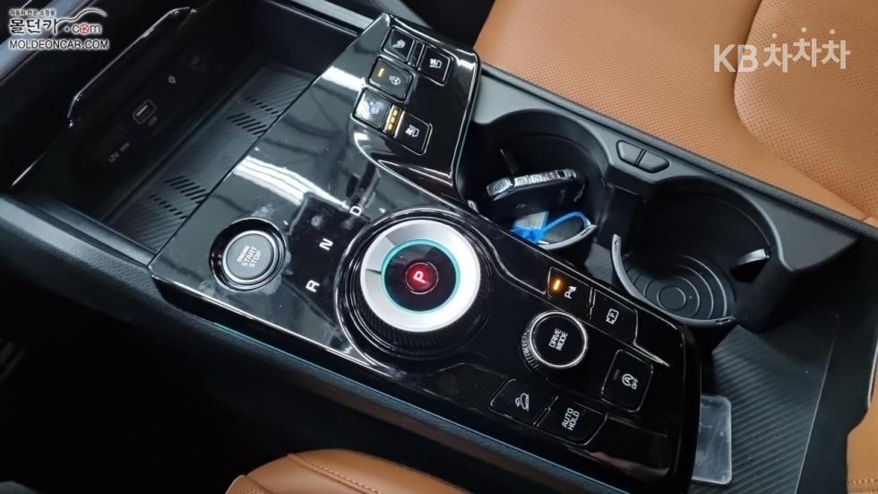 2024 - kia sportage