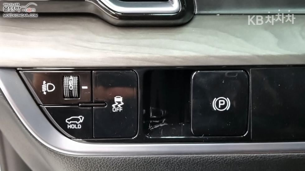 2024 - kia sportage