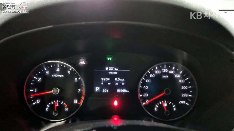 2020 - kia sportage