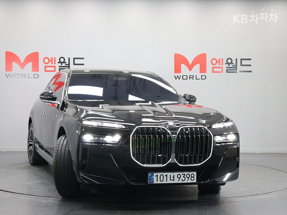 BMW 7er — miniaturë 2