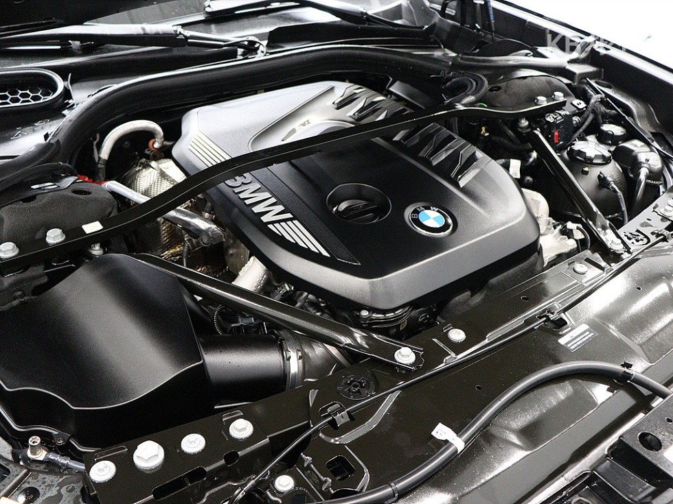 BMW 7er — miniaturë 6