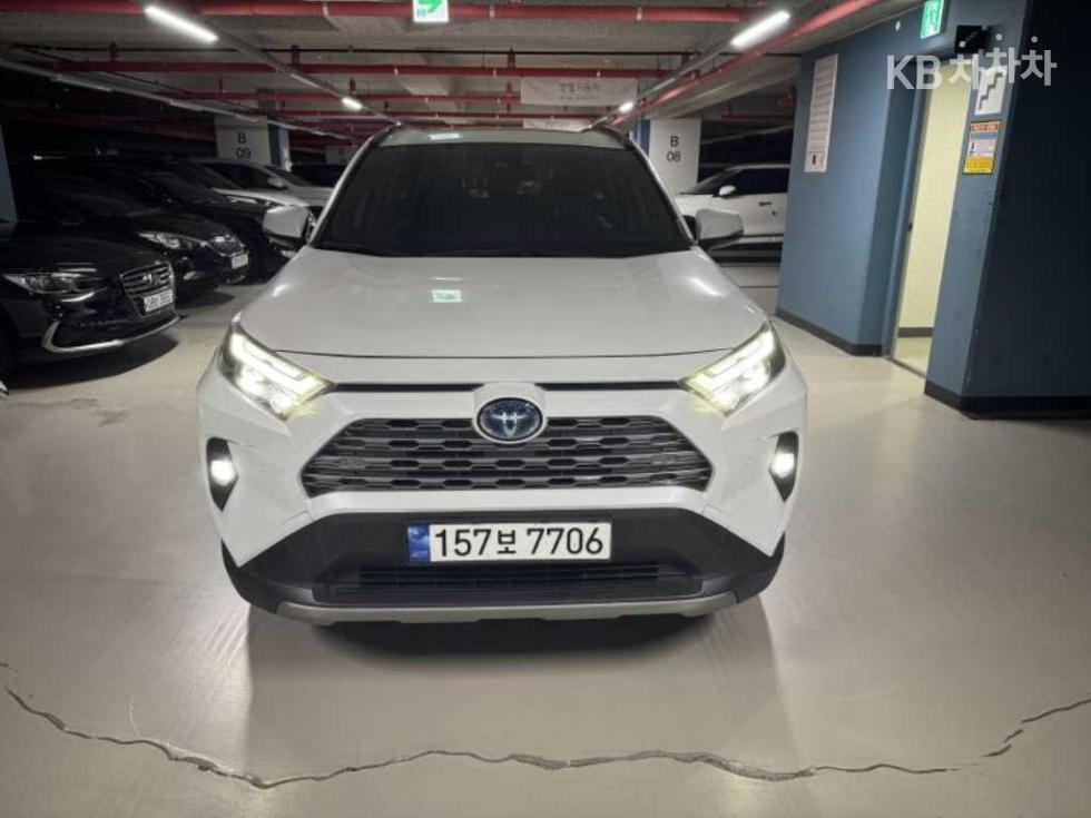 2023 toyota rav4