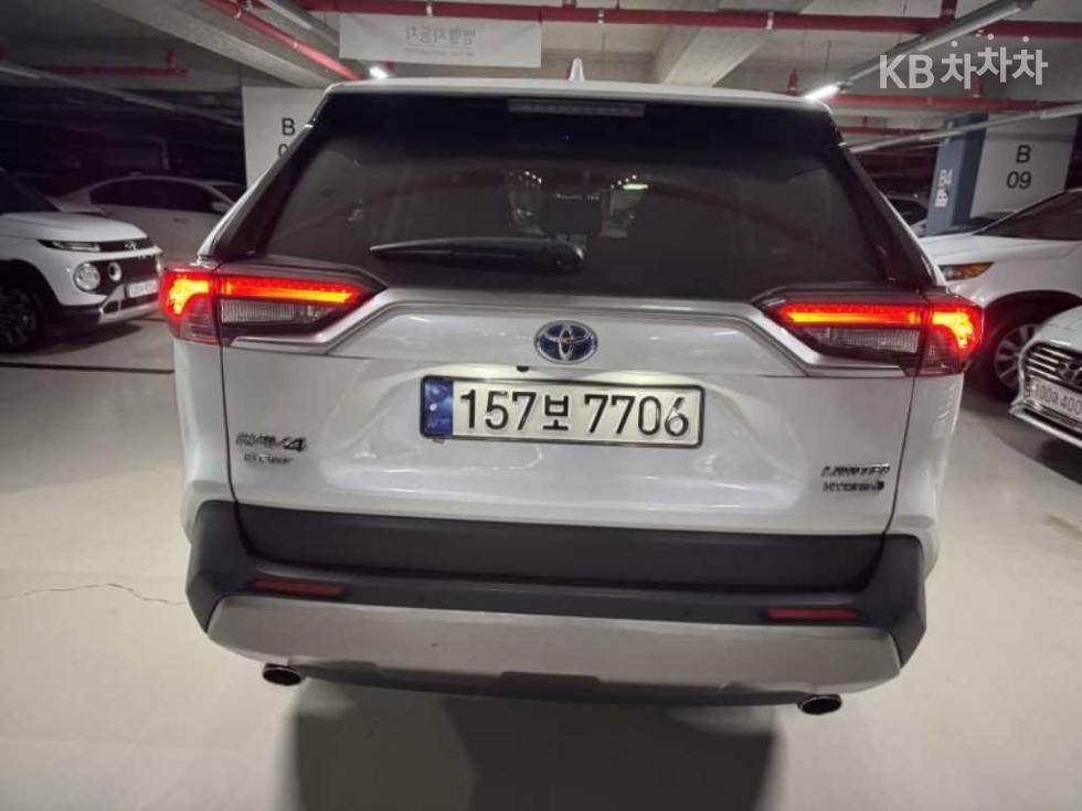 2023 - toyota rav4