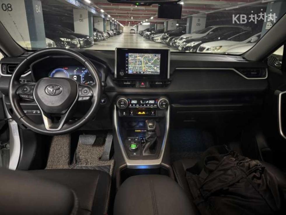 2023 - toyota rav4