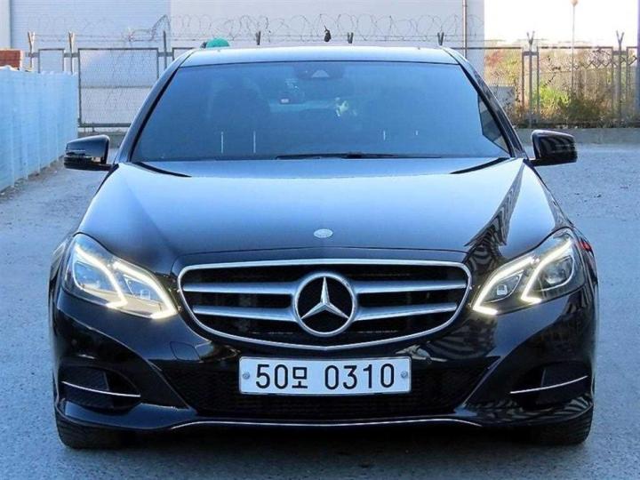 Mercedes-Benz E-Class New E220 BlueTEC Avantgarde W212