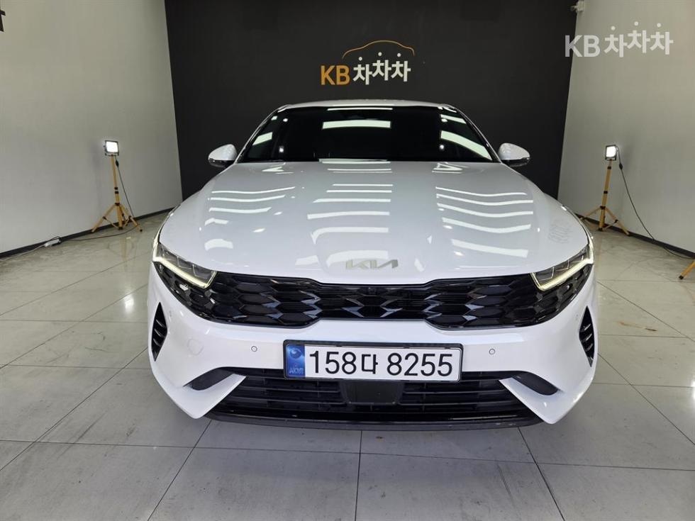 2023 - kia k5