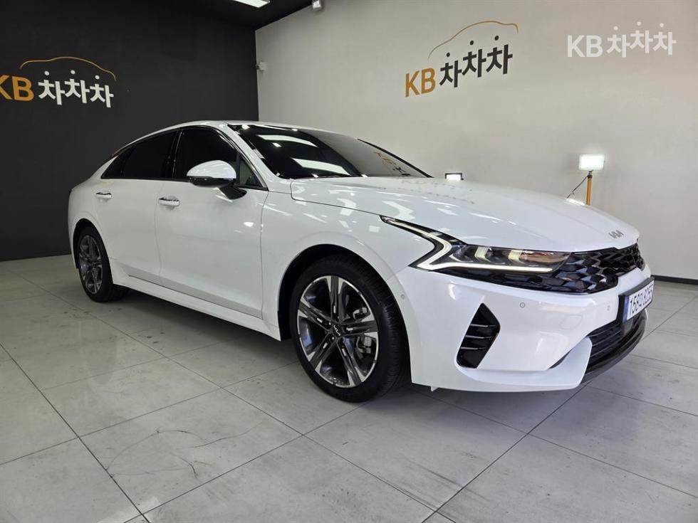 2023 - kia k5