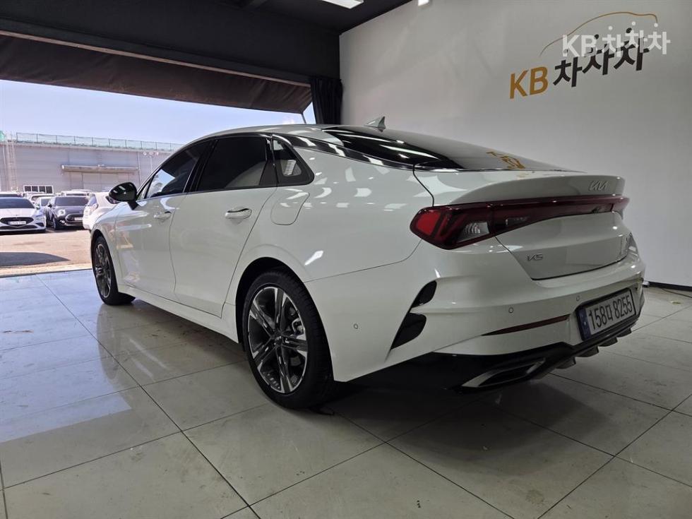 2023 - kia k5