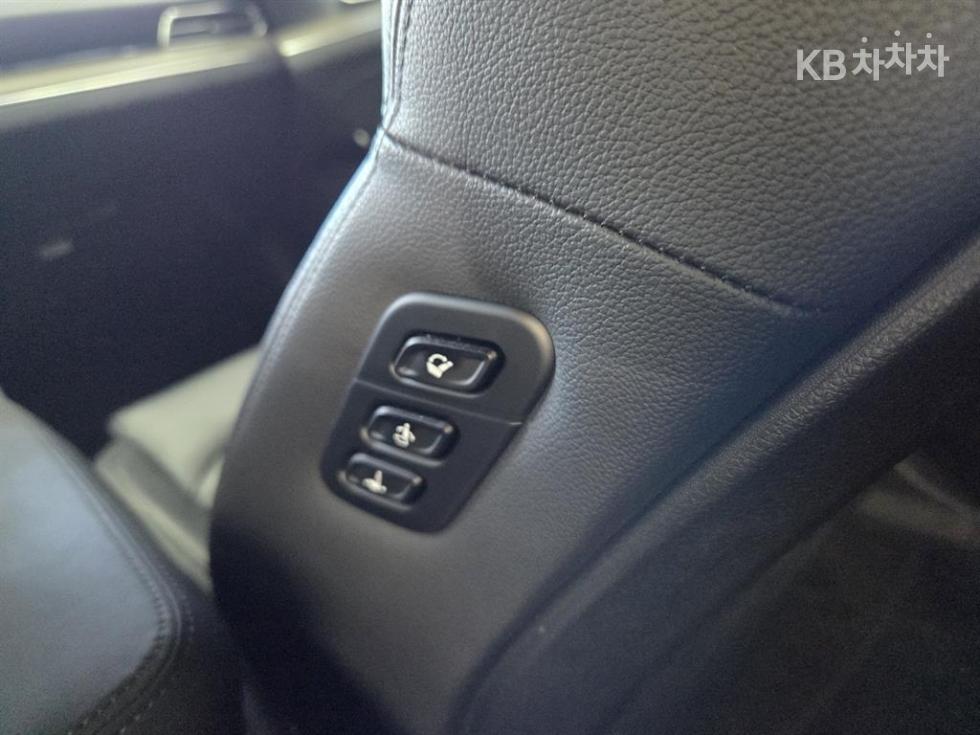 2023 - kia k5
