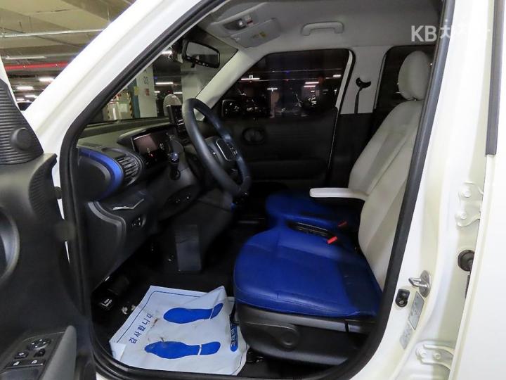 Hyundai Casper 1.0 Gasoline Modern 7