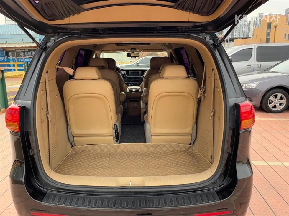2015 - kia carnival