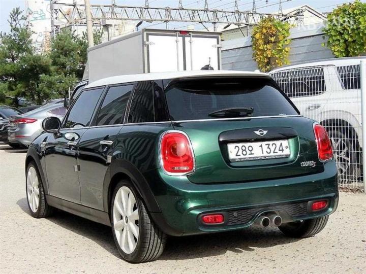 Mini Cooper 5 Duo S 1.6 4