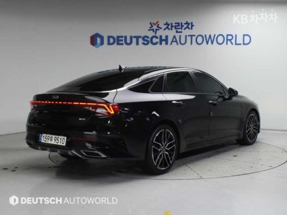 2021 - kia k5