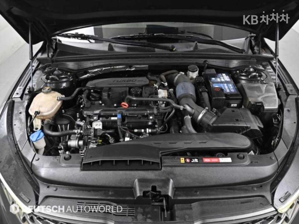 2021 - kia k5