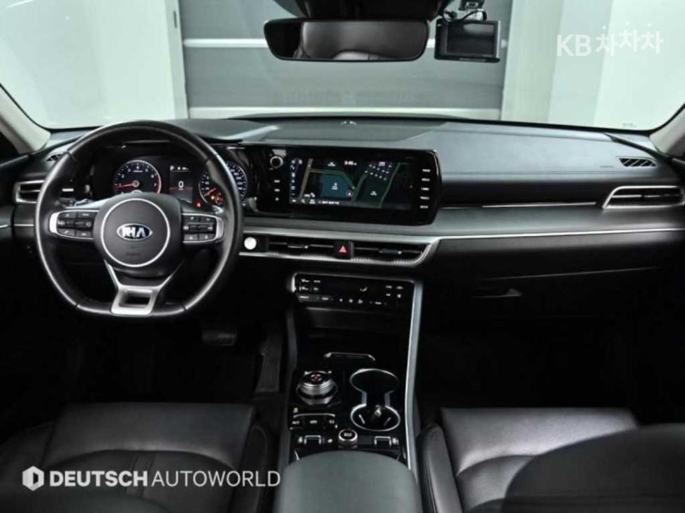 2021 - kia k5