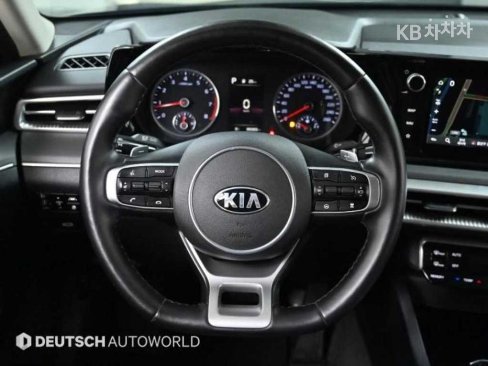 2021 - kia k5