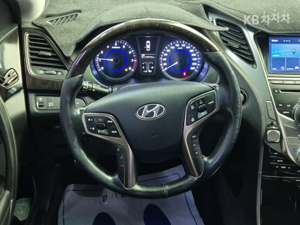 Hyundai Grandeur — miniaturë 9
