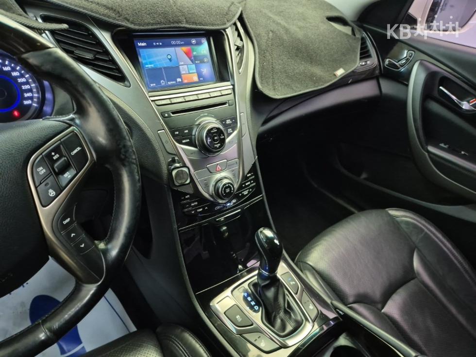 Hyundai Grandeur — miniaturë 10