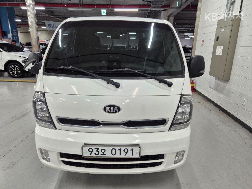 2020 - kia bongo iii