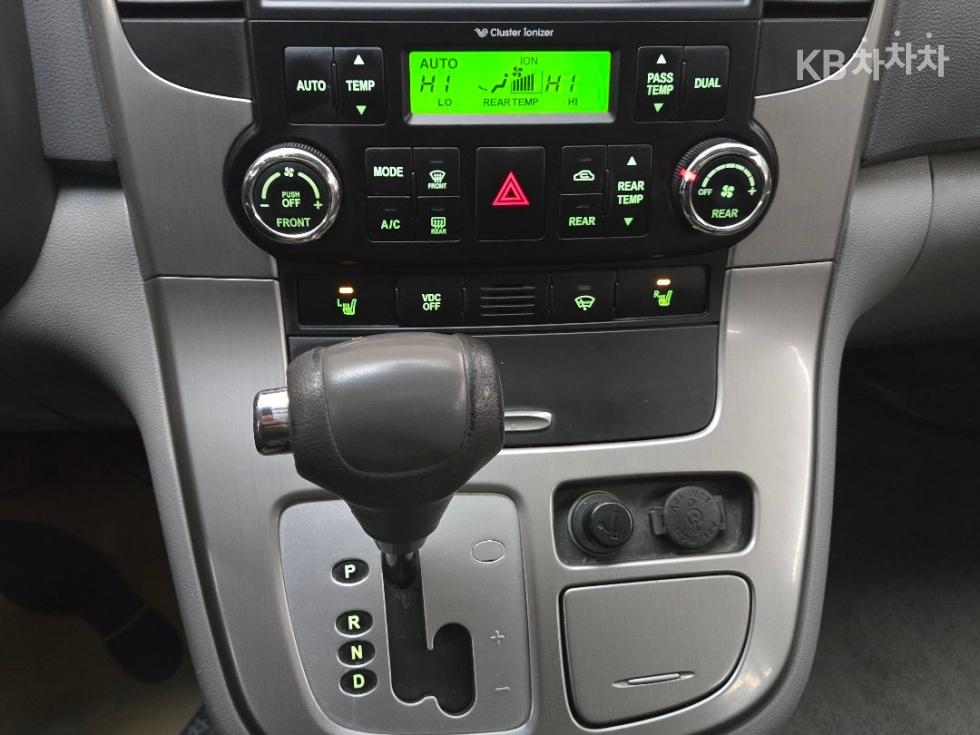 2013 - kia carnival