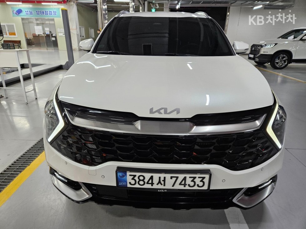 2022 - kia sportage