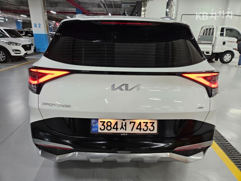 2022 - kia sportage