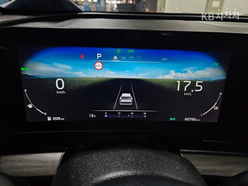 2022 - kia sportage