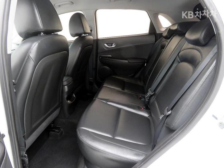 Hyundai Kona 1.6 Gasoline Turbo 2WD Smart 9