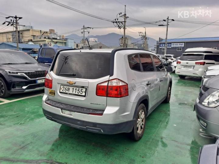 Chevrolet Orlando LS Premium Type 4