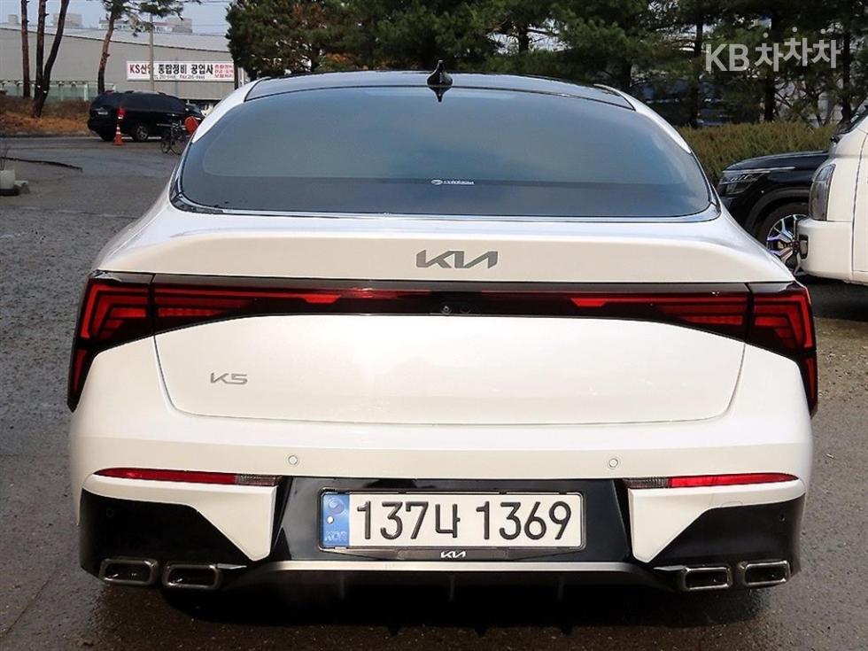 2024 - kia k5