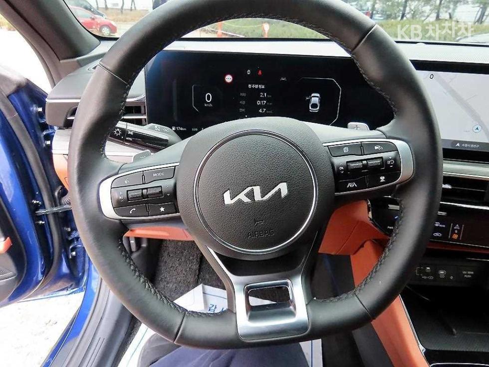 2024 - kia k5