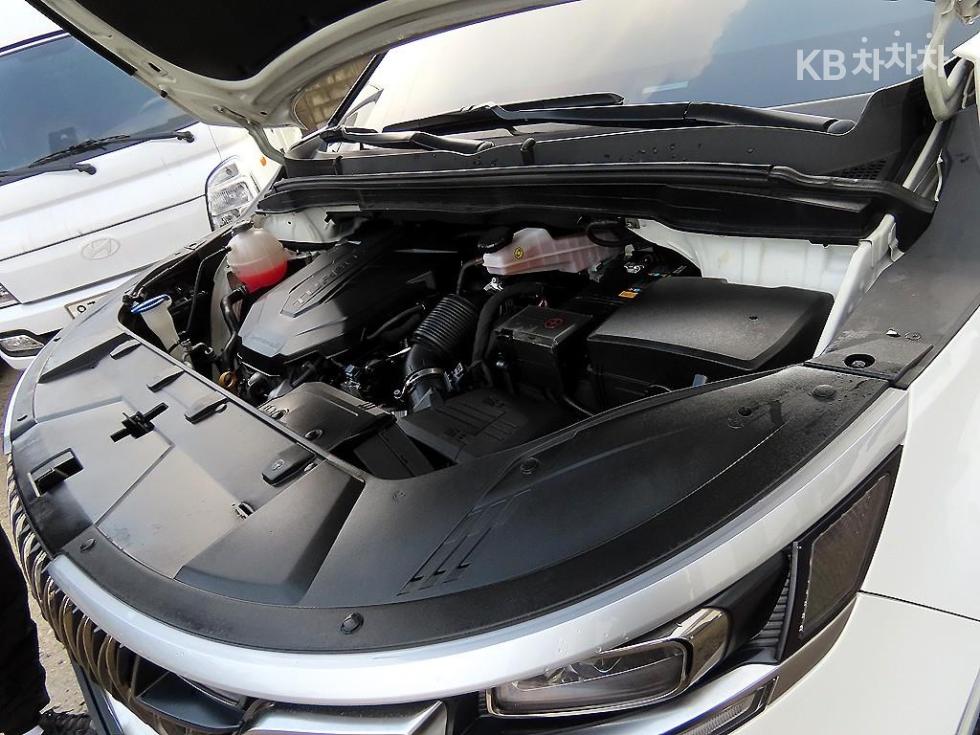 2023 - kia carnival