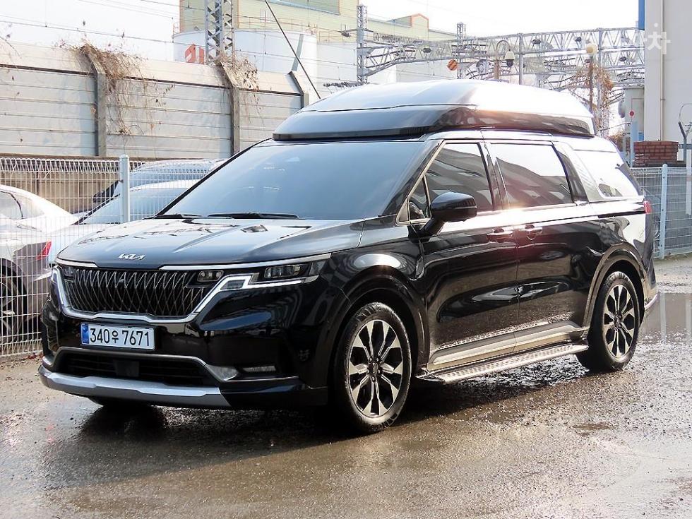 2023 - kia carnival