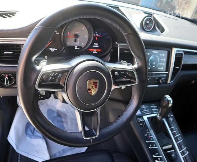 Porsche Macan 3.0 S Diesel 9