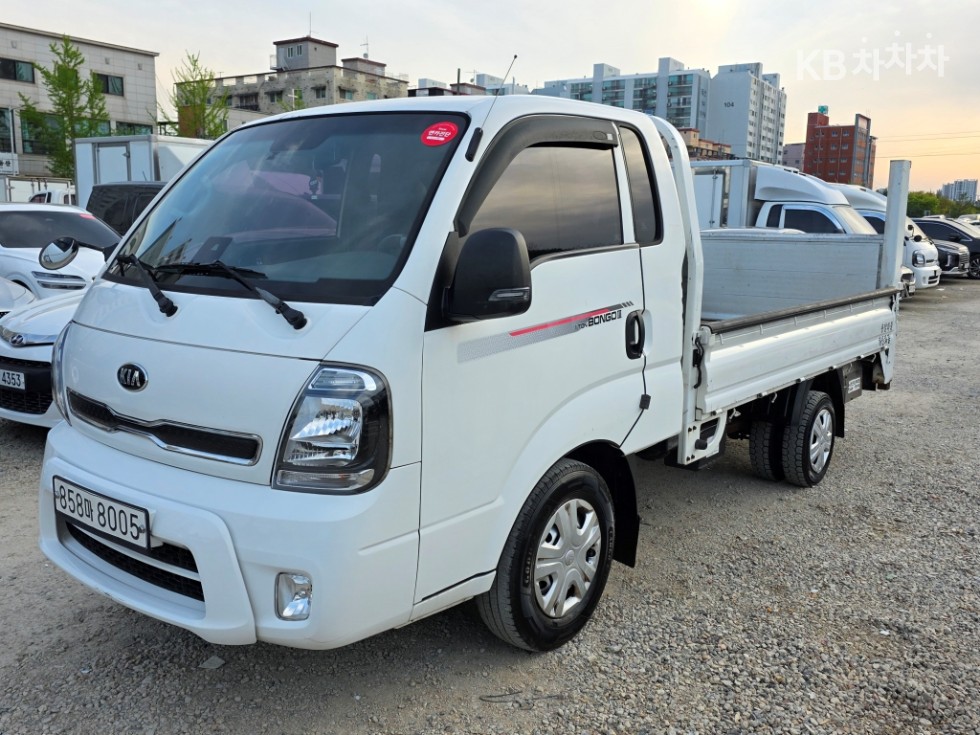 2020 - kia bongo iii