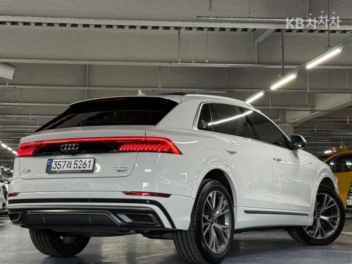 Audi Q8 3.0 50 TDI Quattro Premium 4