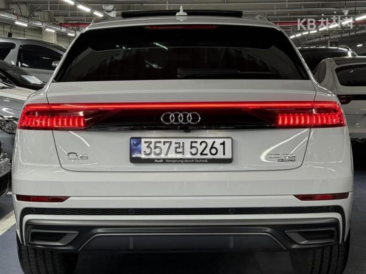 Audi Q8 3.0 50 TDI Quattro Premium 5
