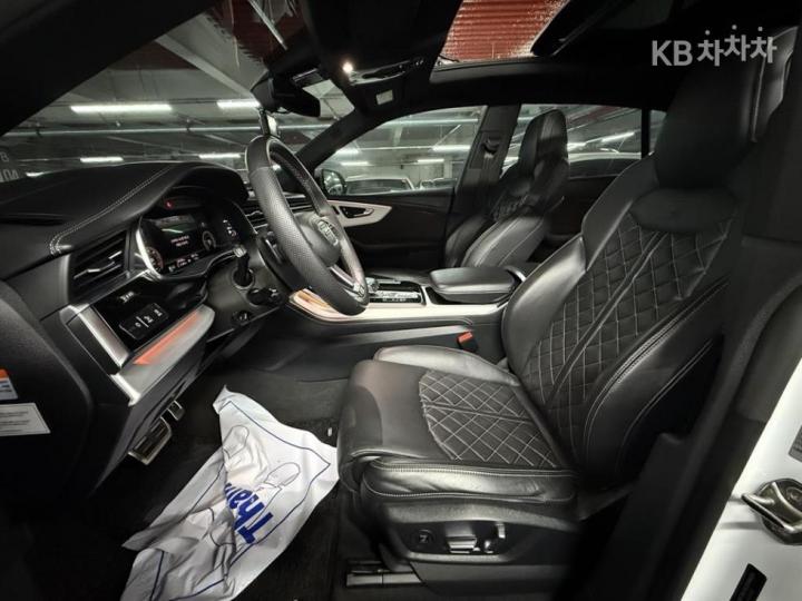 Audi Q8 3.0 50 TDI Quattro Premium 7