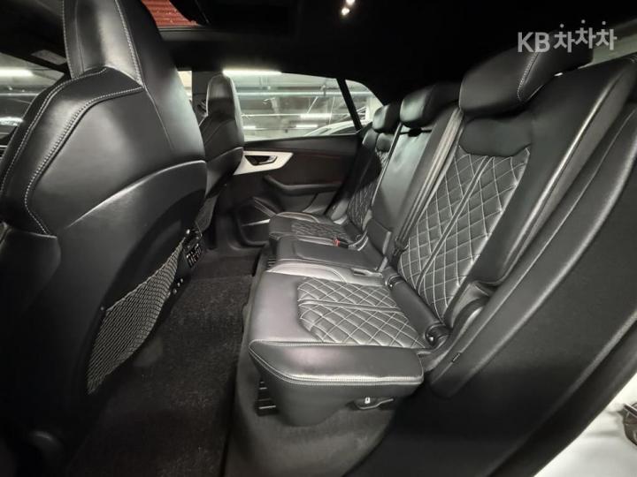 Audi Q8 3.0 50 TDI Quattro Premium 8