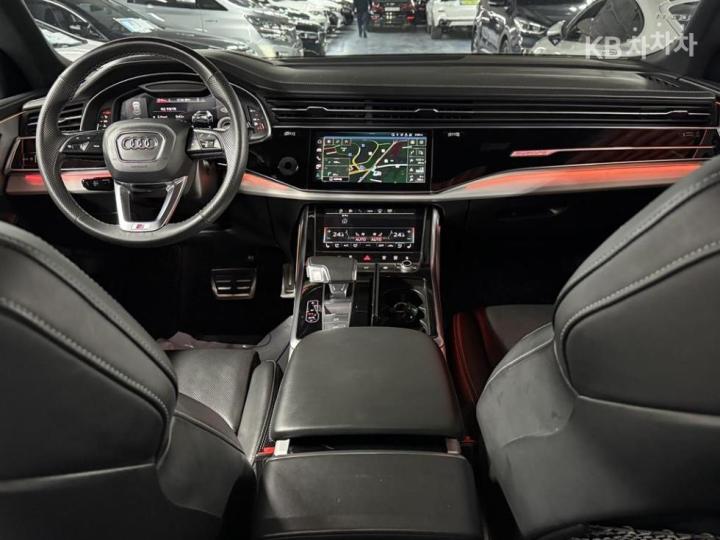 Audi Q8 3.0 50 TDI Quattro Premium 9